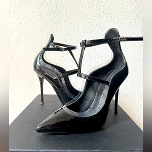 Giuseppe Zanotti T strap heels size 35